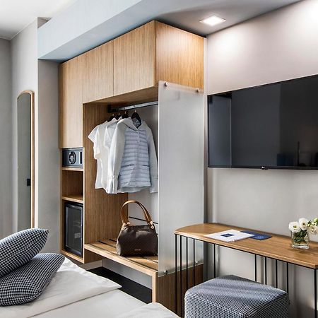Reflection Boutique Hotels Тосколано Мадерно Екстериор снимка