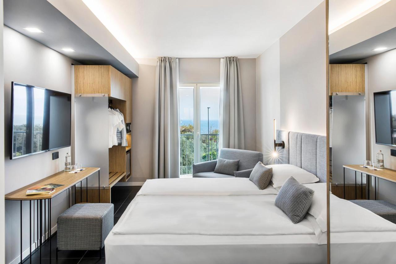 Reflection Boutique Hotels Тосколано Мадерно Екстериор снимка
