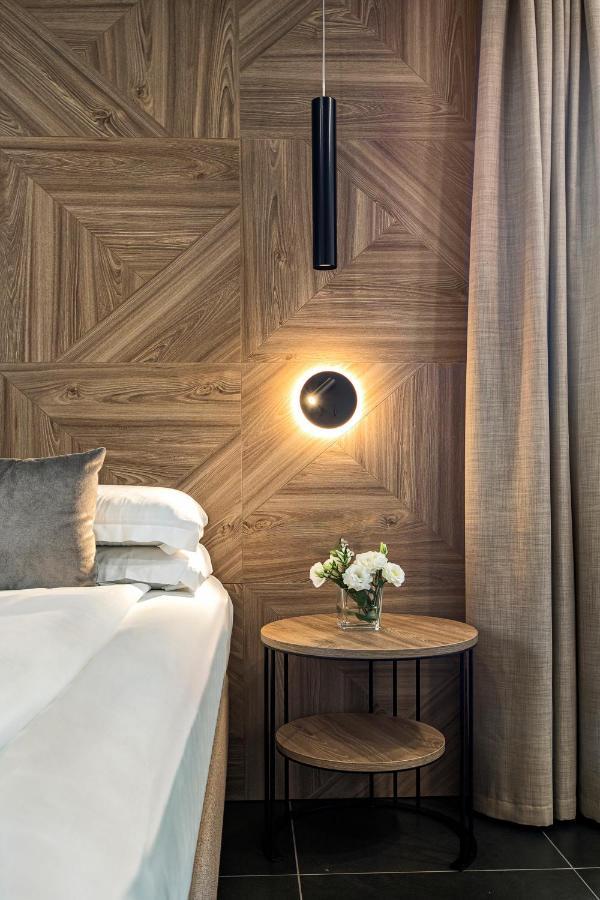 Reflection Boutique Hotels Тосколано Мадерно Екстериор снимка
